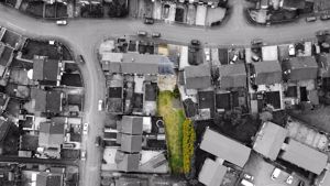 Photo 1- click for photo gallery